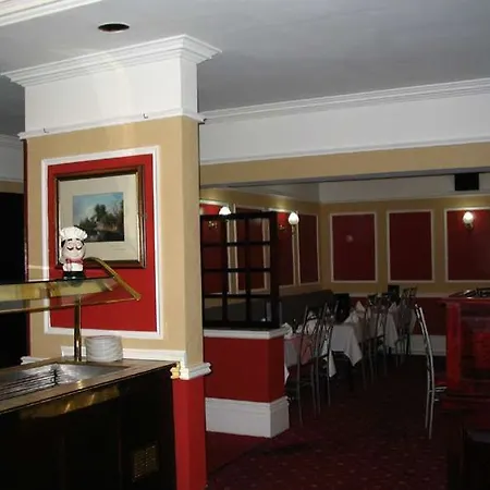 The Norfolk Szálloda 3*